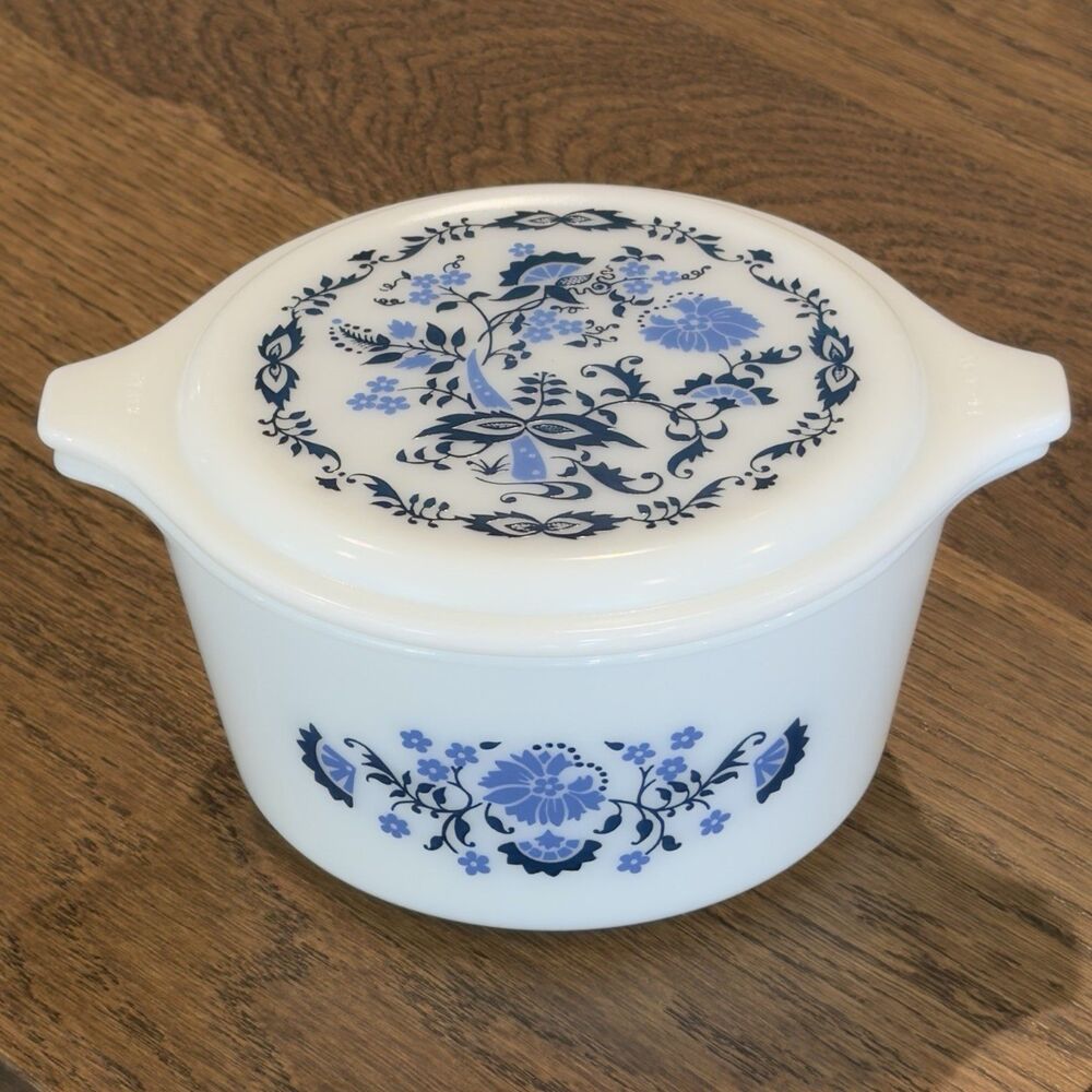 Vintage 1970 Pyrex Blue Onion Willow 473 1 Qt White Casserole Dish W/Opal Lid